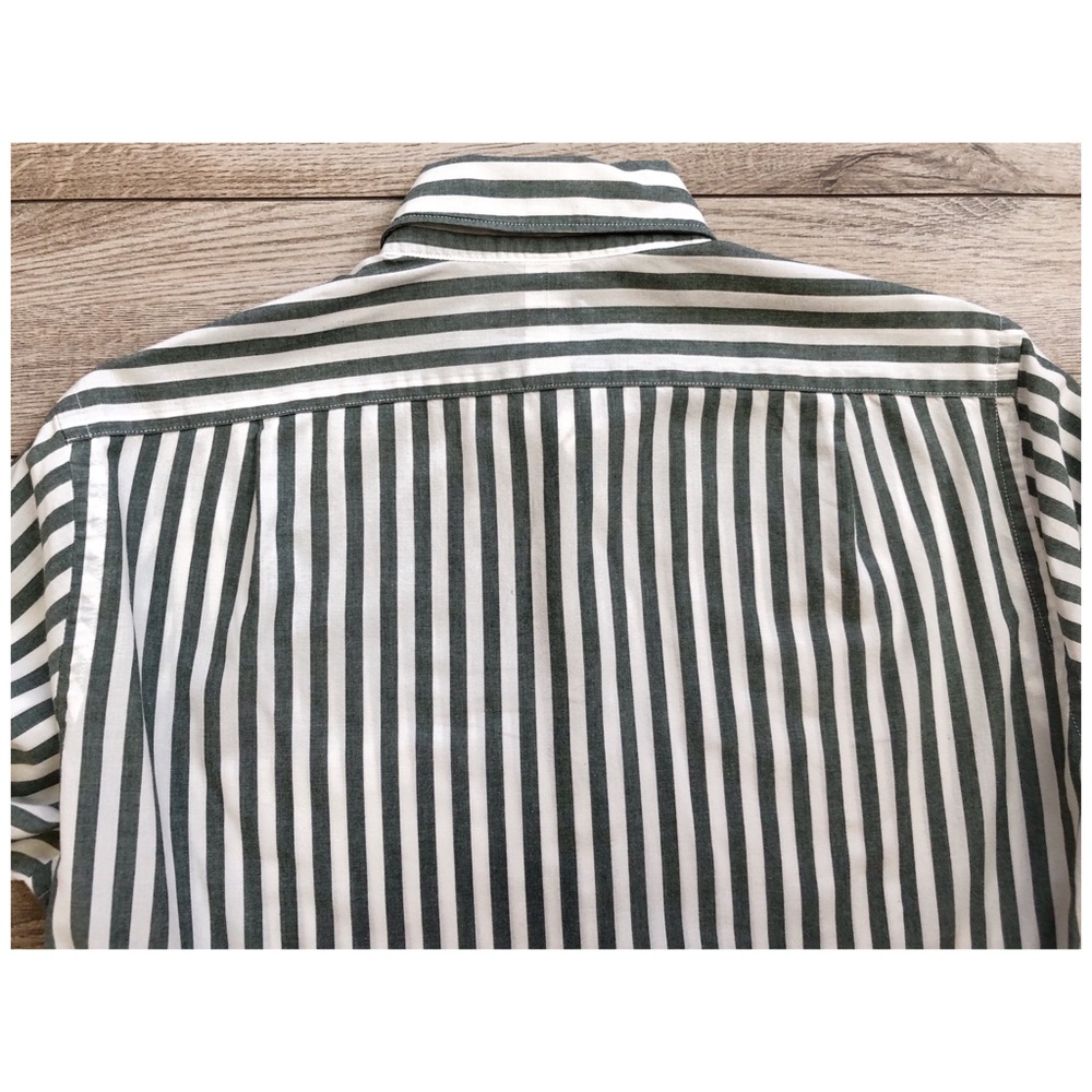 J Crew ♥️ Vertical Striped Dress Shirt - Picture 6 of 7